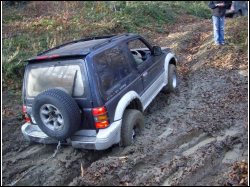 pajero2a.jpg